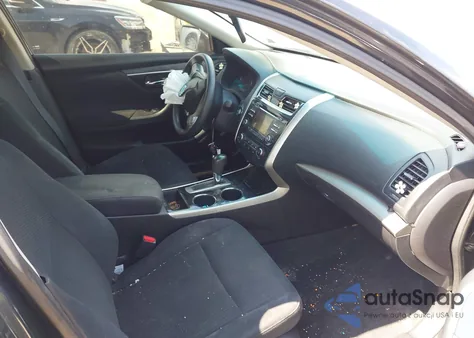 2014 Nissan Altima 2.5 S z USA, uszkodzony, nr VIN 1N4AL3AP3EC187691